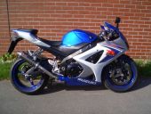 <p>Suzuki GSX-R 1000 mit MIVV Carbon Endschalldämpfer.</p>